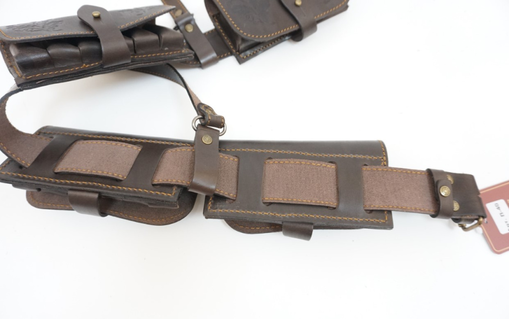 Патронташ VEKTOR со съемными подсумками и дополнительным ремнем кожа /П-40/