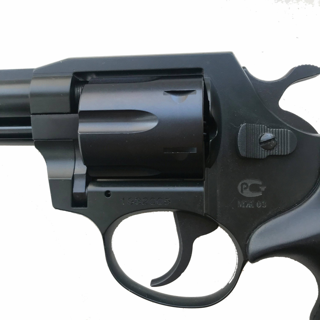 ОООП револьвер ГРОЗА Р-03 кал.9 РА