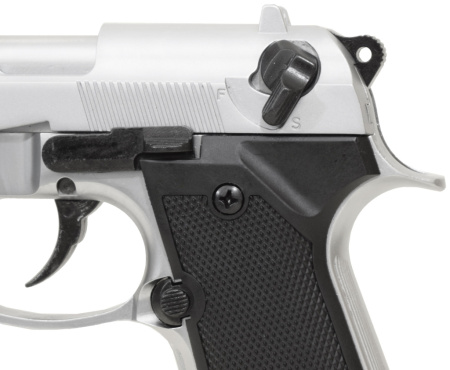 Макет охолощенный пистолета MOD92 (Beretta 92) хром к.9мм (2)
