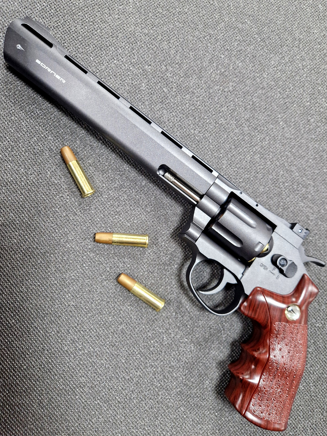 Пневматический револьвер Borner Super Sport 703